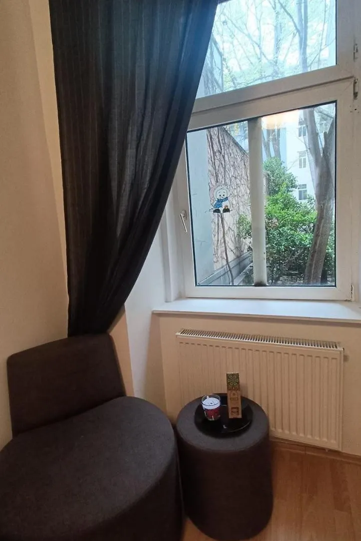 Family Room Vienna Homestay