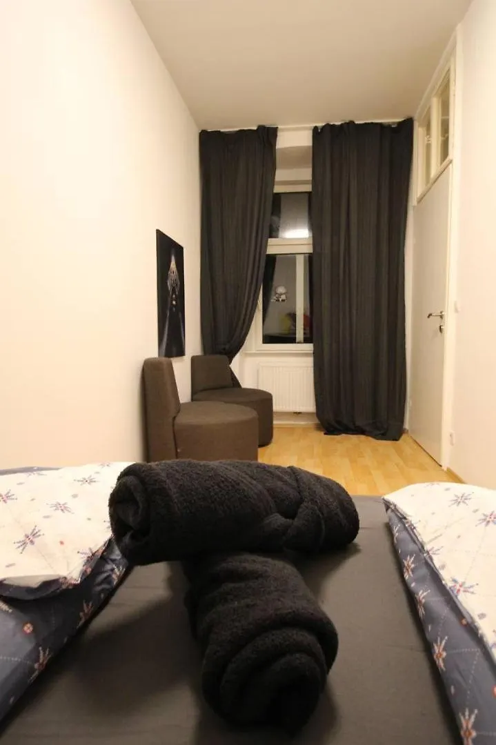 בית אירוח וינה Family Room
