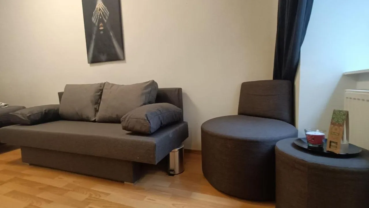 וינה Family Room בית אירוח